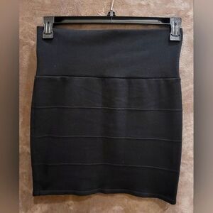 High Waisted Stretch Skirt Size L